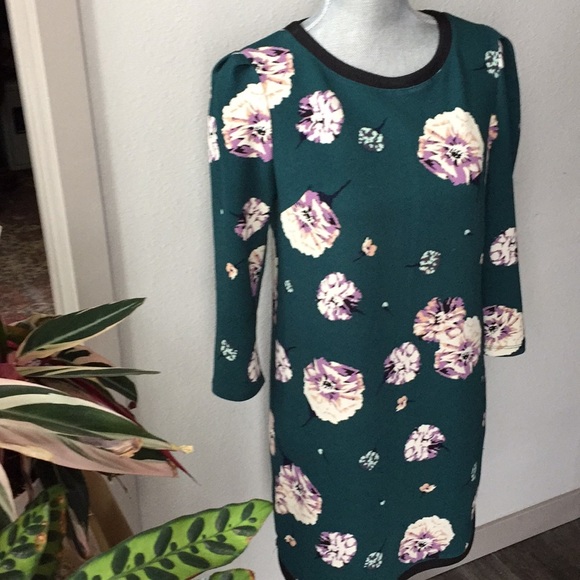 Xhilaration Dresses & Skirts - Stunning Dress